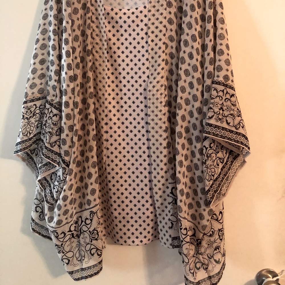 Two-Fer Ruana Style Top View 2